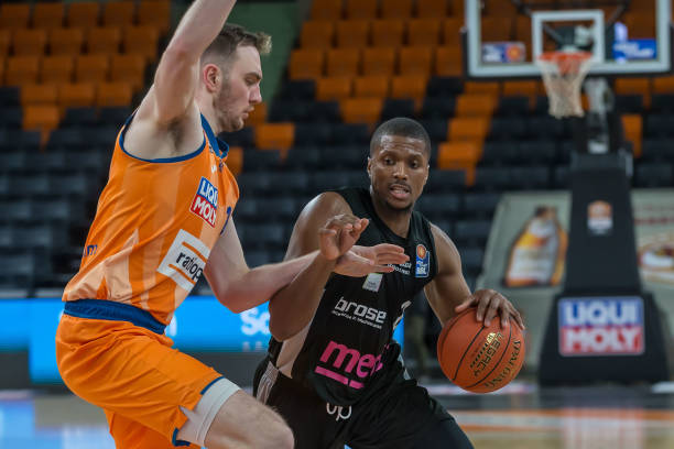 二次进攻都 二次进攻都